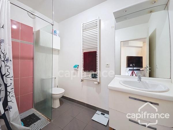 Charmant studio - Thiais, à 1 min à pied du tram, place de stationnement – Idéal investisseur, primo-accédant ou profession libérale