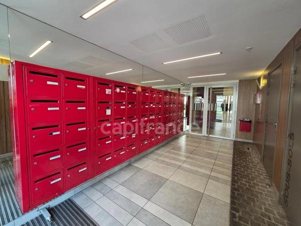 Charmant studio - Thiais, à 1 min à pied du tram, place de stationnement – Idéal investisseur, primo-accédant ou profession libérale