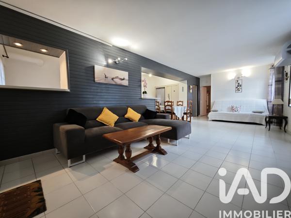 Immeuble à vendre 257 m² Claira