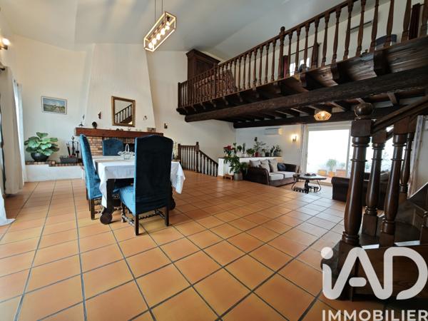 Immeuble à vendre 257 m² Claira