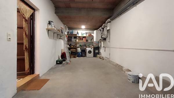 Immeuble à vendre 257 m² Claira
