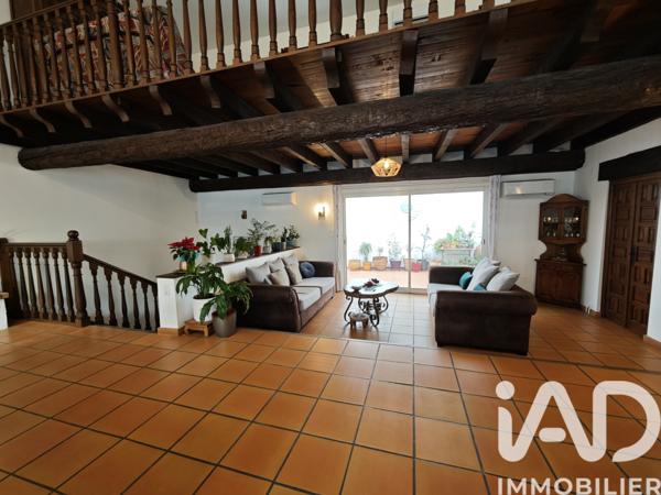 Immeuble à vendre 257 m² Claira