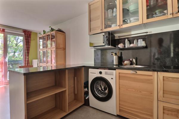 Appartement 2 pièces lumineux à vendre à ST DENIS - Porte de Paris - Stade de France