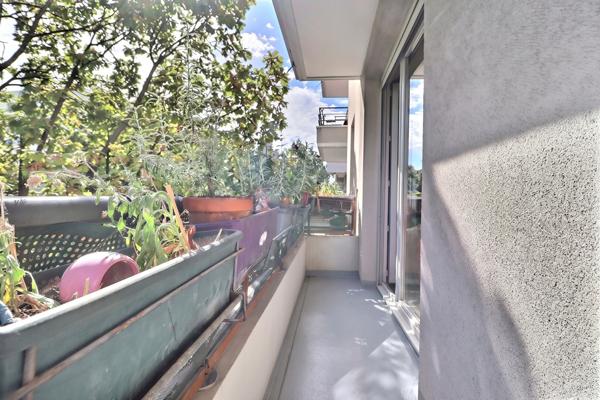 Appartement 2 pièces lumineux à vendre à ST DENIS - Porte de Paris - Stade de France