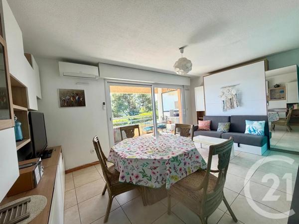 Appartement T1 à vendre  1 pièce - 26 m 2   BANDOL  - 83