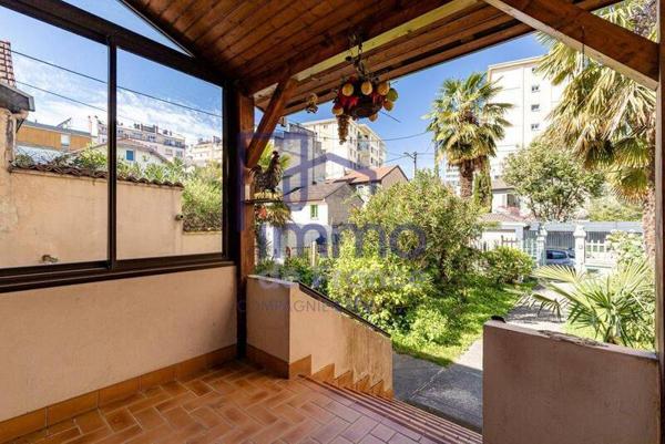 Maison 5 pièces                                        - 38100 Grenoble Réf : 21621-IMMODEFRANCE69