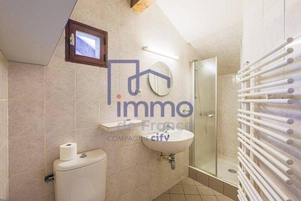Maison 5 pièces                                        - 38100 Grenoble Réf : 21621-IMMODEFRANCE69
