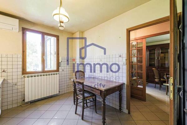 Maison 5 pièces                                        - 38100 Grenoble Réf : 21621-IMMODEFRANCE69