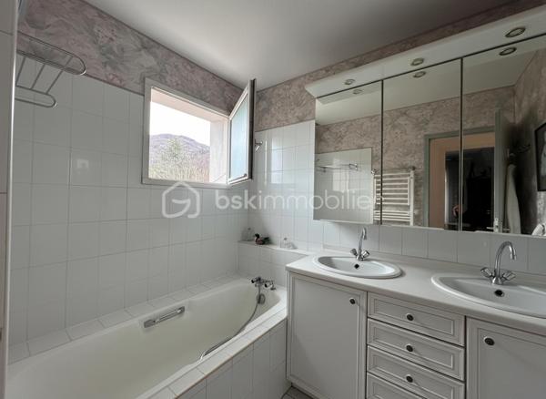 Maison de village de 121,14 m²