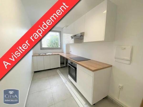 Appartement à louer 3 pièces 76.76m² Rambouillet (78120)
