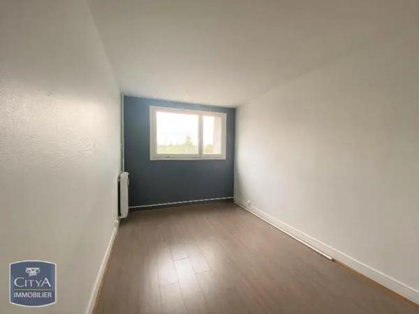 Appartement à louer 3 pièces 76.76m² Rambouillet (78120)