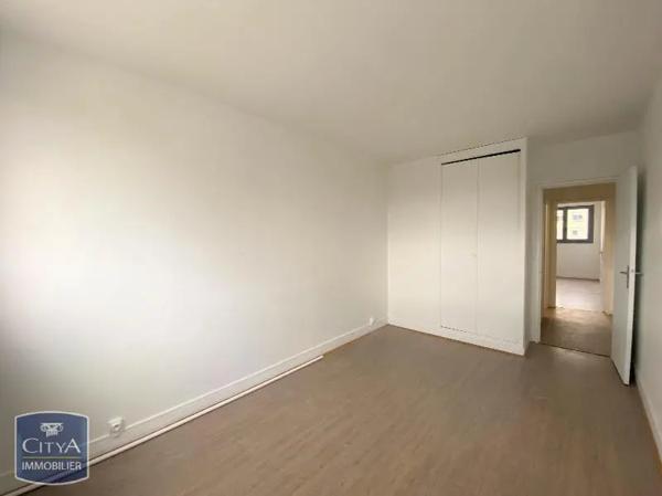 Appartement à louer 3 pièces 76.76m² Rambouillet (78120)