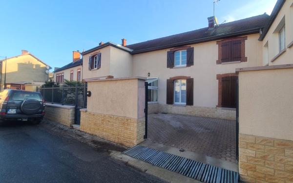Maison à louer    5 pièces •  Vandières