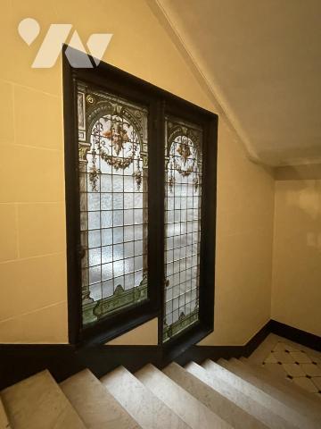 LA MADELEINE - Botanique/ Grand Boulevard - Appart. Ancien d'env. 140m² + possibilité garage