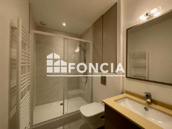 Location Studio 26.35 m² - 8 RUE PETRAMALE Avignon 84000