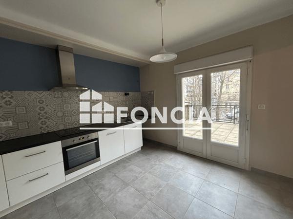 Location Appartement 3 pièces 73.22 m² - 6 RUE BEAU DE ROCHAS Digne-les-bains 04000