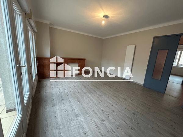 Location Appartement 3 pièces 73.22 m² - 6 RUE BEAU DE ROCHAS Digne-les-bains 04000