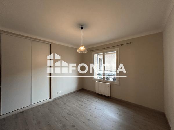 Location Appartement 3 pièces 73.22 m² - 6 RUE BEAU DE ROCHAS Digne-les-bains 04000