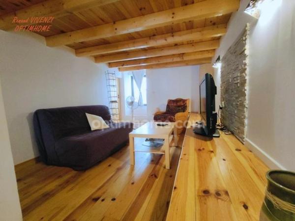 Maison composée de 2 logements, à PRADES