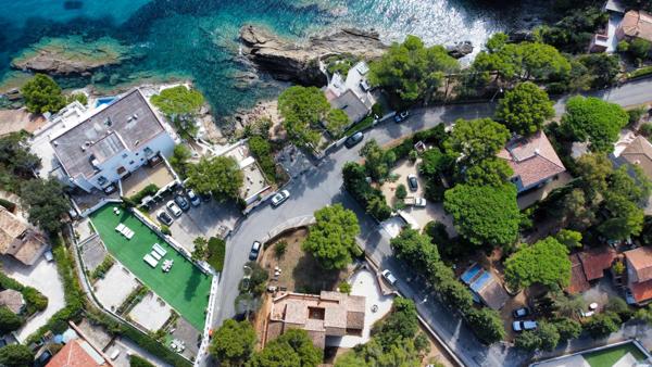 maison à vendre  5 pièces - 184 m2 CAVALAIRE SUR MER - 83