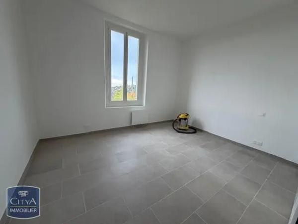 Appartement à louer 3 pièces 74.77m²