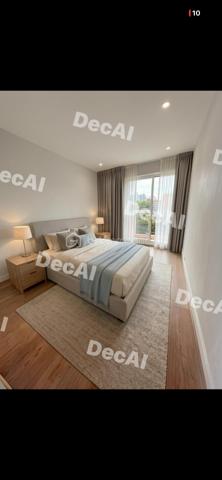 VENTE INTERACTIVE À ÉPINAY SOUS SENART – F3 DE 63 m²

 17 OCTOBRE 2026
 Prix de départ : 95 000 €
 Palier : 3 000 €

 UN APPARTEMENT QUI MÉRITE VOTRE ATTENTION

Dès l’entrée, cet appartement de 63 m² dévoile une organisation agréable et fonctionnelle.
La cuisine indépendante, aménagée et lumineuse, dispose de son propre cagibi, parfait pour ranger et optimiser l’espace.
Le salon-séjour, baigné de lumière, constitue le véritable cœur de l’appartement. Il s’ouvre sur un beau balcon filant, idéal pour profiter d’un extérieur au quotidien.
L’espace nuit offre deux chambres, dont l’une bénéficie d’une vue apaisante sur un parc très calme. La seconde dispose d’un placard intégré.
Un couloir doté de nombreux rangements assure une séparation naturelle entre l’espace de vie et l’espace nuit. Une salle d’eau entièrement neuve et un WC indépendant complètent l’ensemble.

 En plein centre-ville, profitez de la proximité immédiate des commerces, transports et commodités, tout en bénéficiant des bords de l’Yerres pour vos promenades et moments de détente.
10 min gare de Brunoy 
10 min A6 ( carré sénart ) 
40 min en rer de Paris 

 Ravalement déjà payé par le vendeur : 38 000 €
 Libre et disponible immédiatement
 DPE : D
chauffage géothermie la plus performante

 VISITEZ. ESTIMEZ. POSITIONNEZ-VOUS.

Ici, 95 000 € n’est que le prix de départ.
La vente interactive vous donne la possibilité de vous faire votre propre opinion sur la valeur du bien et de vous positionner en conséquence.
Venez visiter. Faites votre estimation. Et dites-nous : combien vaut cet appartement selon VOUS ?

 À vos estimations le 17 octobre 2026 !