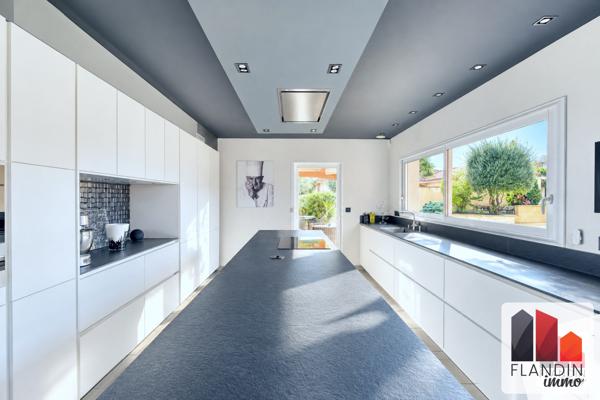 Villa à vendre, 6 pièces - Charly 69390