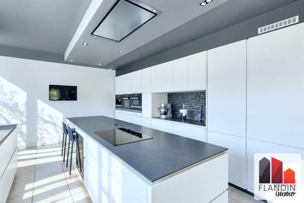Villa à vendre, 6 pièces - Charly 69390