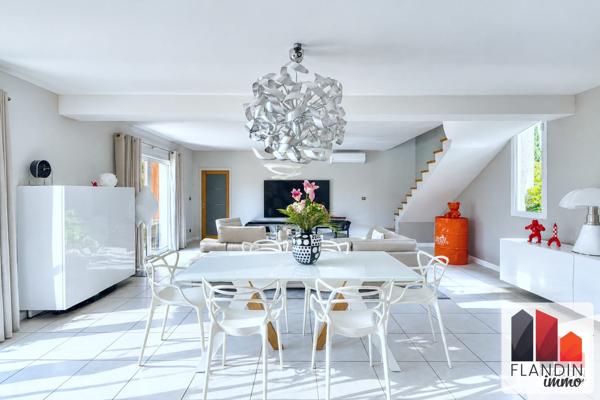 Villa à vendre, 6 pièces - Charly 69390