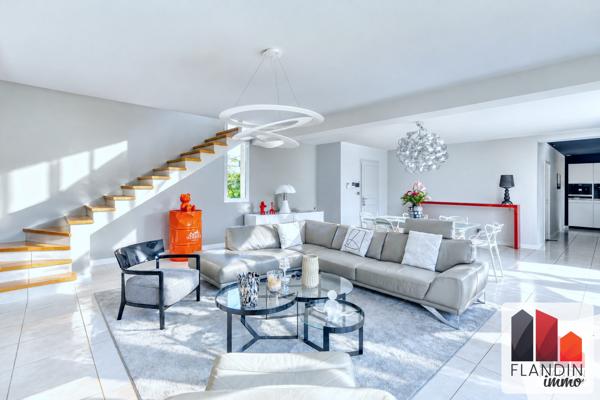Villa à vendre, 6 pièces - Charly 69390