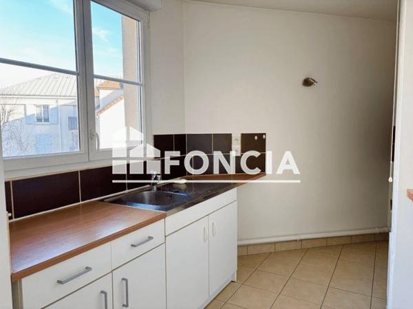 Location Appartement 2 pièces 43.38 m² - Les Clayes Sous Bois 78340