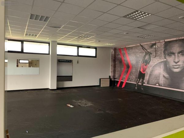 Local Professionnel et commercial à vendre à Châteaudun dans l'Eure-et-Loir (28200), ref : RCS/705