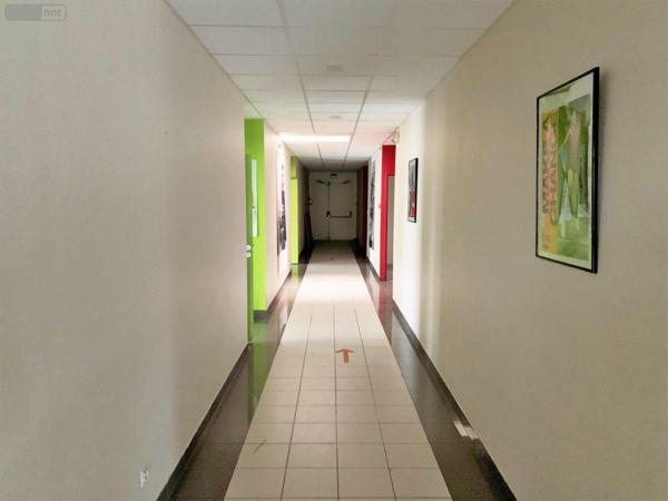 Local Professionnel et commercial à vendre à Châteaudun dans l'Eure-et-Loir (28200), ref : RCS/705