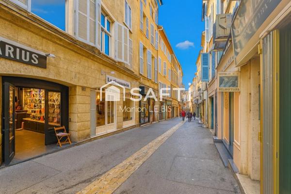 T2 rénové à deux pas du cours Mirabeau