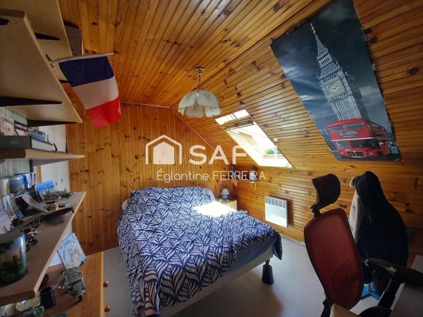 AUX PORTES DE ISSOUDUN, PAVILLON 126M² AVEC SOUS SOL ET JARDIN