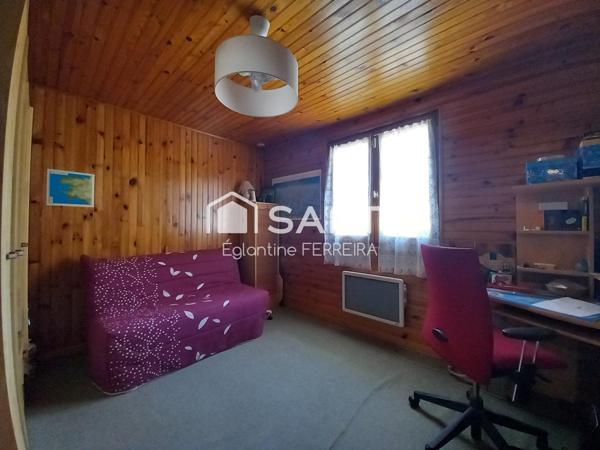 AUX PORTES DE ISSOUDUN, PAVILLON 126M² AVEC SOUS SOL ET JARDIN