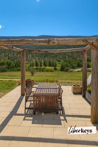 Au cœur des Gorges du Verdon – Une propriété habitée par la nature et l'accueil – 475 m² sur 3 hectares