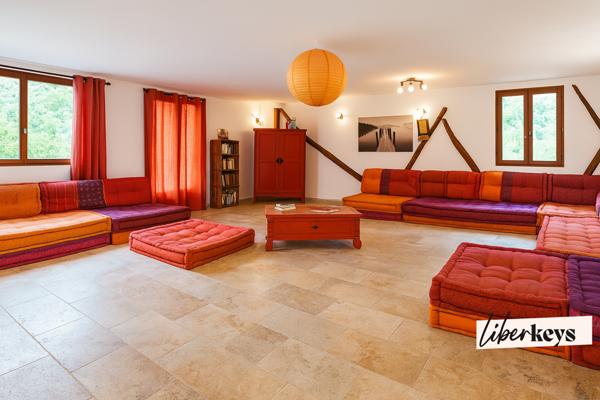 Au cœur des Gorges du Verdon – Une propriété habitée par la nature et l'accueil – 475 m² sur 3 hectares