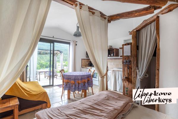 Au cœur des Gorges du Verdon – Une propriété habitée par la nature et l'accueil – 475 m² sur 3 hectares