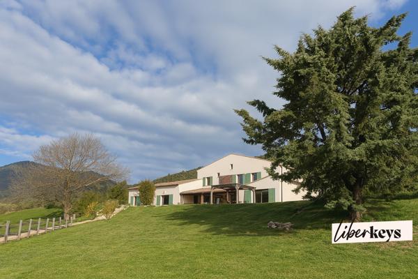 Au cœur des Gorges du Verdon – Une propriété habitée par la nature et l'accueil – 475 m² sur 3 hectares