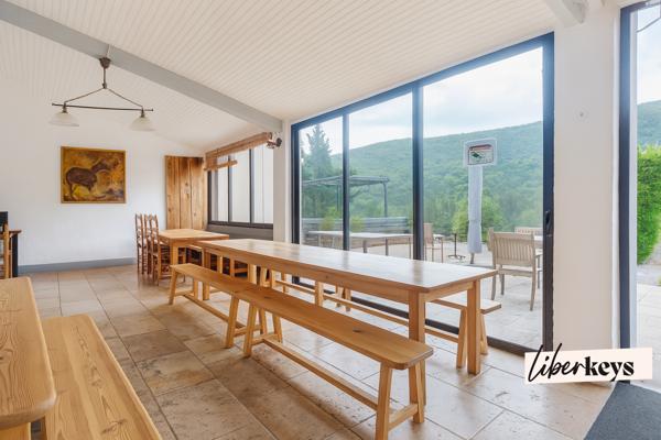 Au cœur des Gorges du Verdon – Une propriété habitée par la nature et l'accueil – 475 m² sur 3 hectares