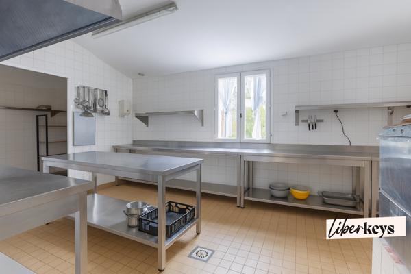 Au cœur des Gorges du Verdon – Une propriété habitée par la nature et l'accueil – 475 m² sur 3 hectares