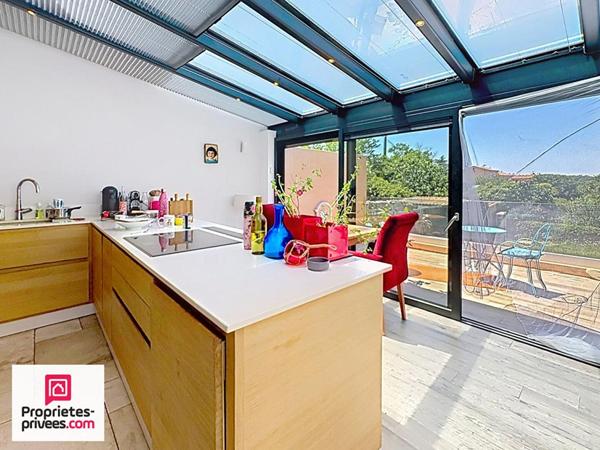 Rians Maison d'architecte récente 115 m²  sur 194 m² de terrain clos