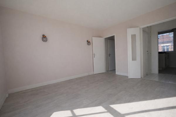 Appartement Romainville 2 pièces 40 m2 Métro Carnot