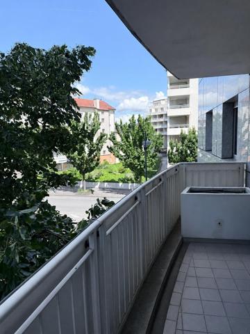 ANNEMASSE – Centre-ville – Grand T3 lumineux avec balcon et