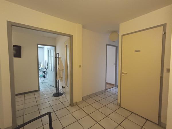 ANNEMASSE – Centre-ville – Grand T3 lumineux avec balcon et