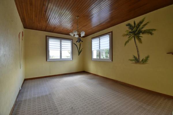 Maison à vendre 7 pièces SAINT AGREVE (07)