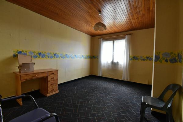 Maison à vendre 7 pièces SAINT AGREVE (07)