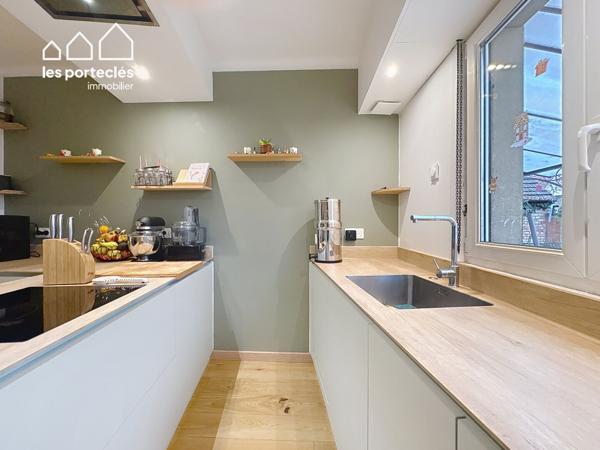 3 PIECES EN REZ DE JARDIN AVEC SOUS-SOL