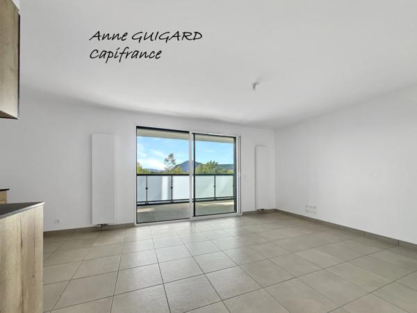 ANNECY (74) Beau 3P de 60,15m² de 2021, terrasse 12m², ouest, parking privatif